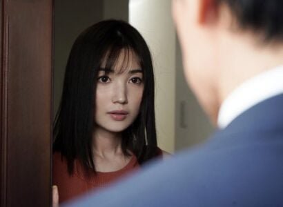 Người tình của em nữ sinh khi ấy vẫn đắm đuối dù đã trôi qua mười năm